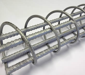 One spiral reinforcing mesh cage with four longitudinal bars and one spiral bar